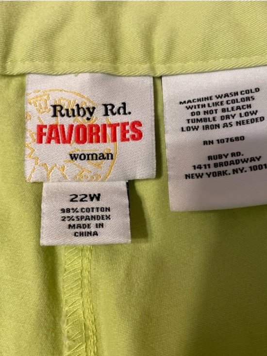 Ruby Rd. Jeans - Picture 3 of 3